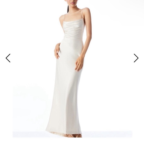 Elegant White Satin Gown silk - Picture 1 of 5